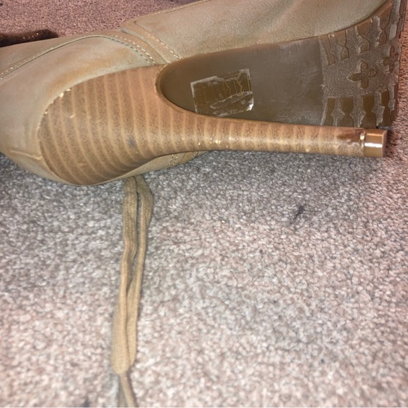 Tan Knokie Lace Up Ankle Boots - Picture 3 of 6